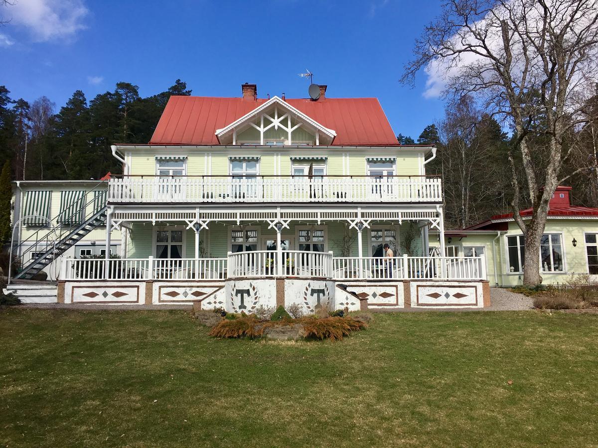 Hotell Torpa Pensionat - Sweden Hotels Sodertalje Exterior photo
