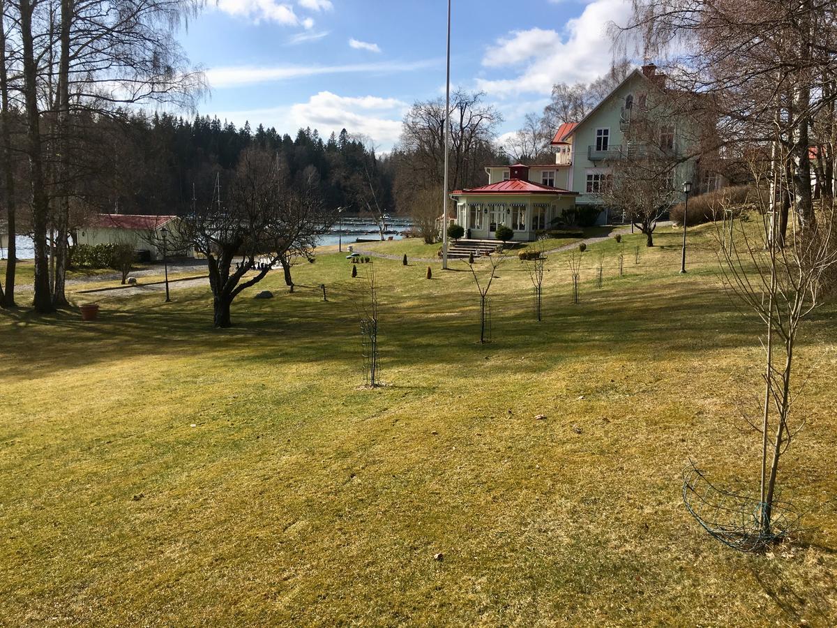 Hotell Torpa Pensionat - Sweden Hotels Sodertalje Exterior photo