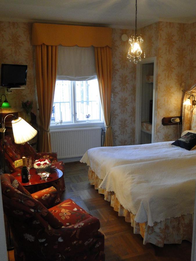 Hotell Torpa Pensionat - Sweden Hotels Sodertalje Exterior photo