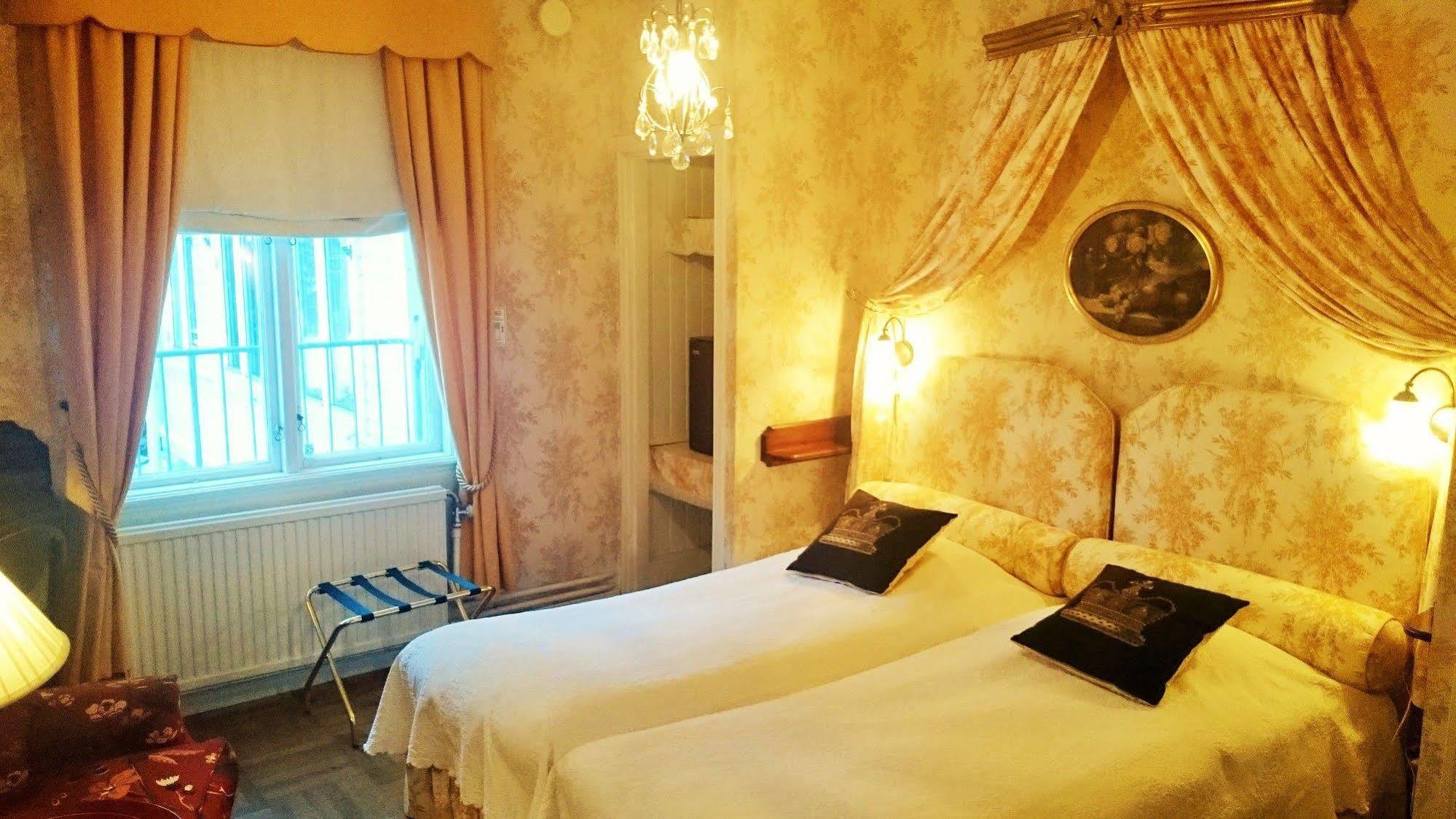 Hotell Torpa Pensionat - Sweden Hotels Sodertalje Exterior photo